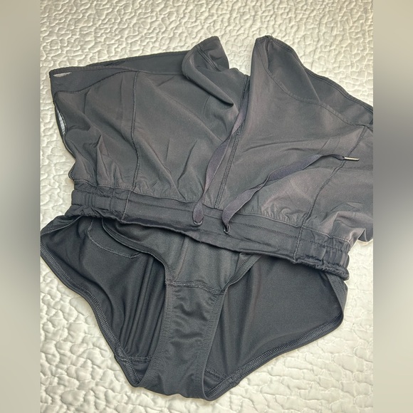 lululemon athletica Black Athletic Shorts - Picture 4 of 8